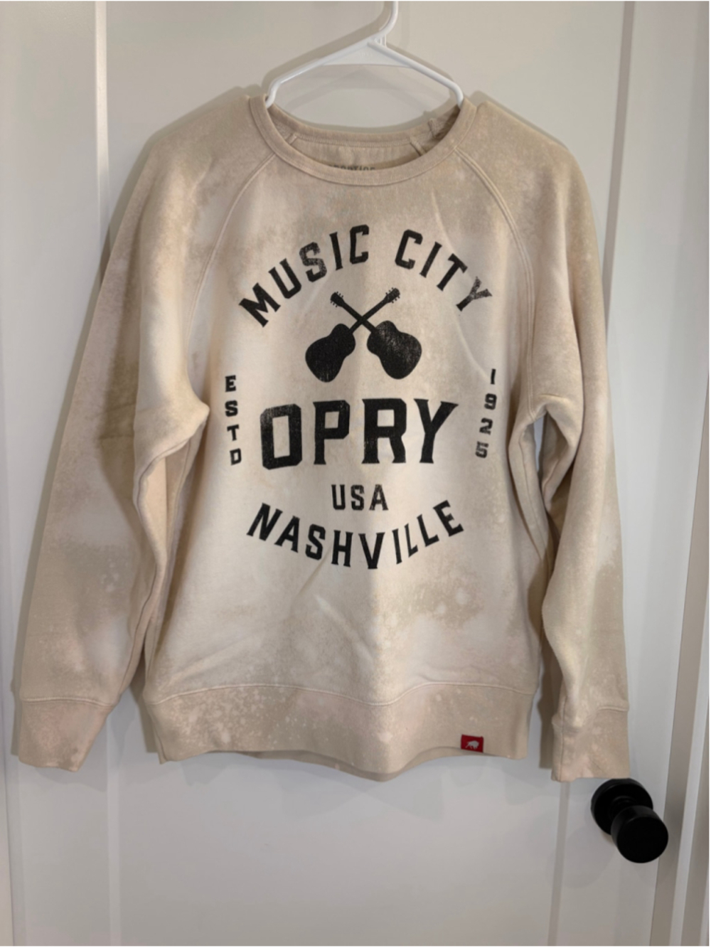 Grand Ole Opry Sportiqe Custom Bleached Sweatshirt Nashville Beige Medium